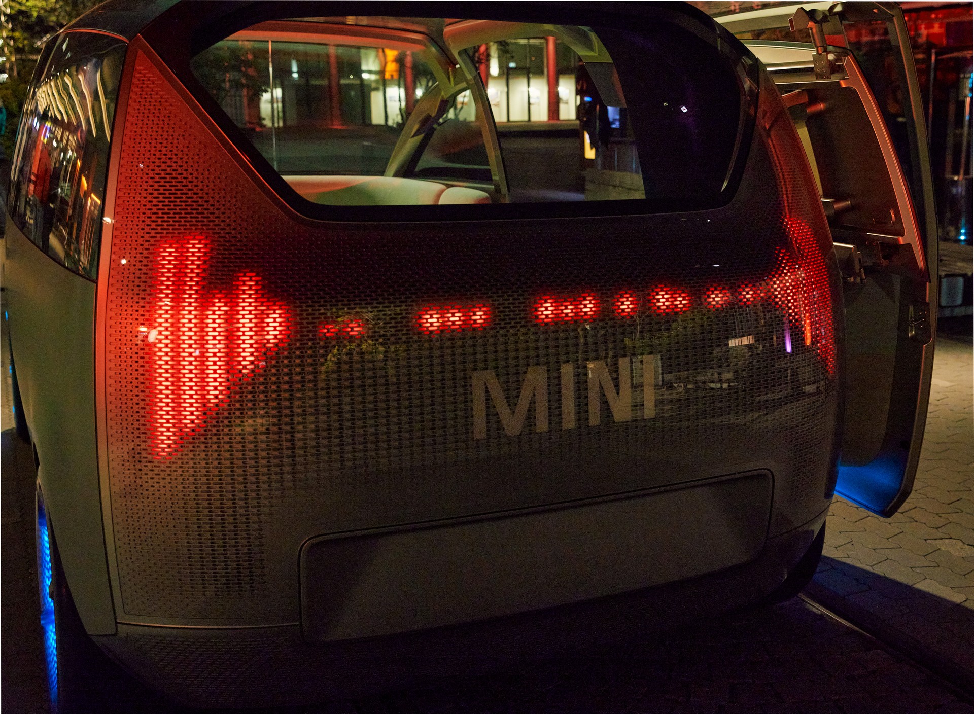 MINI Vision Urbanaut Makes The Jump From Digital To Real Life Concept