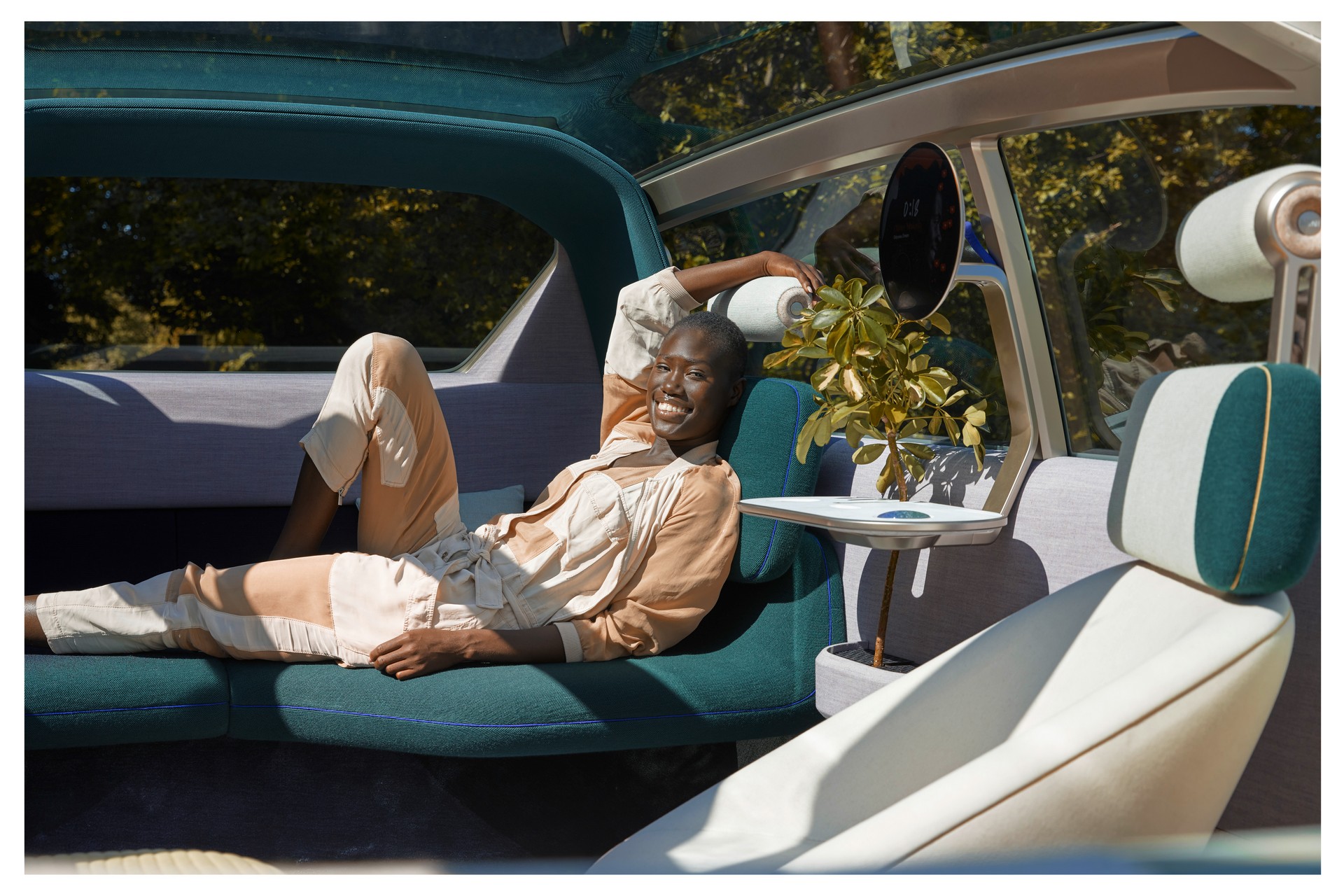 MINI Urbanaut Concept Might Lead To A Production Minivan, Company Says At Munich Motor Show