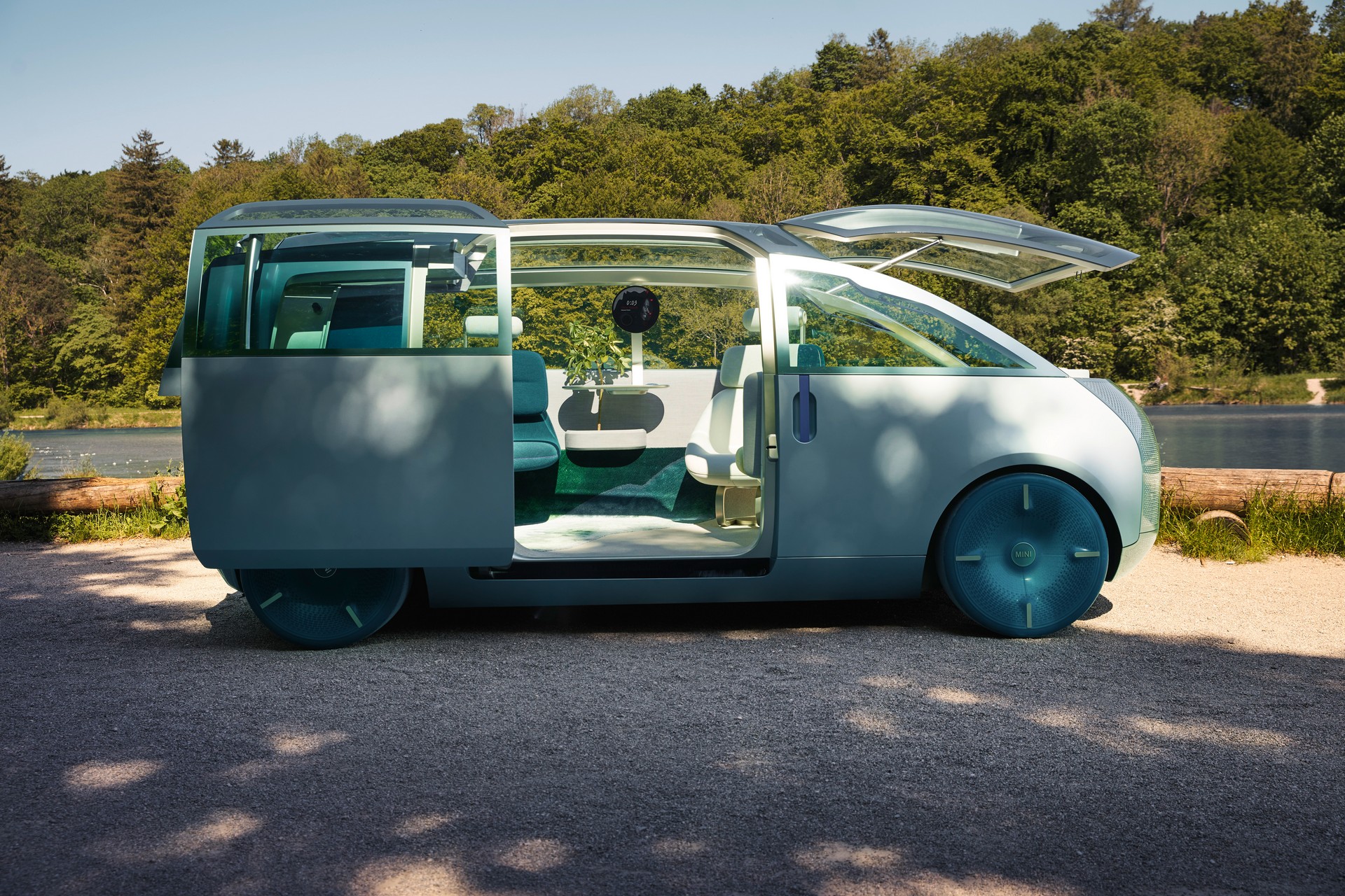 MINI Urbanaut Concept Might Lead To A Production Minivan, Company Says At Munich Motor Show