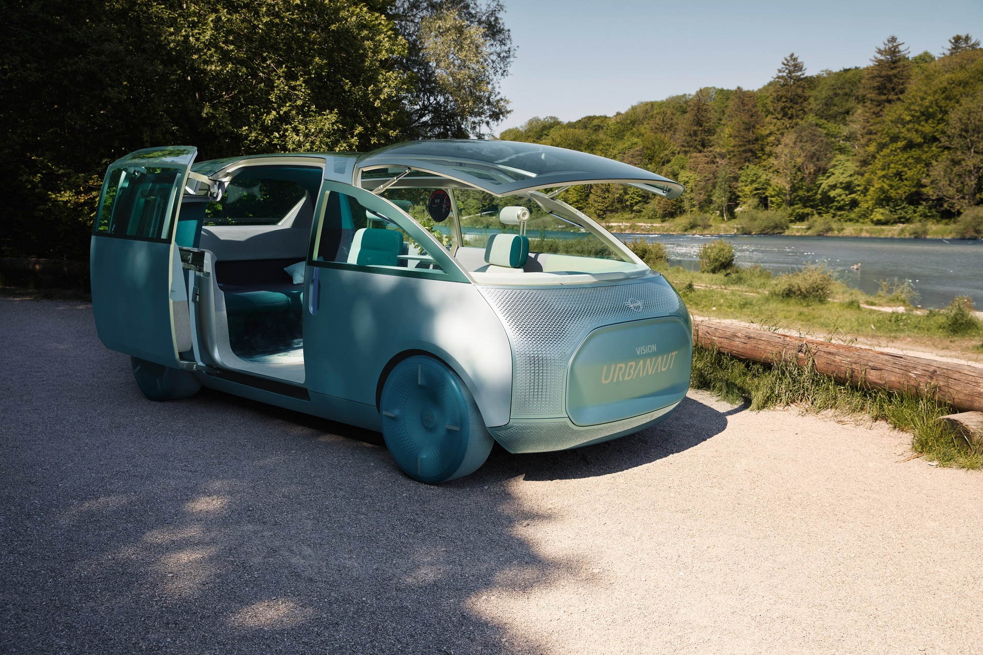 MINI Urbanaut Concept Might Lead To A Production Minivan, Company Says At Munich Motor Show