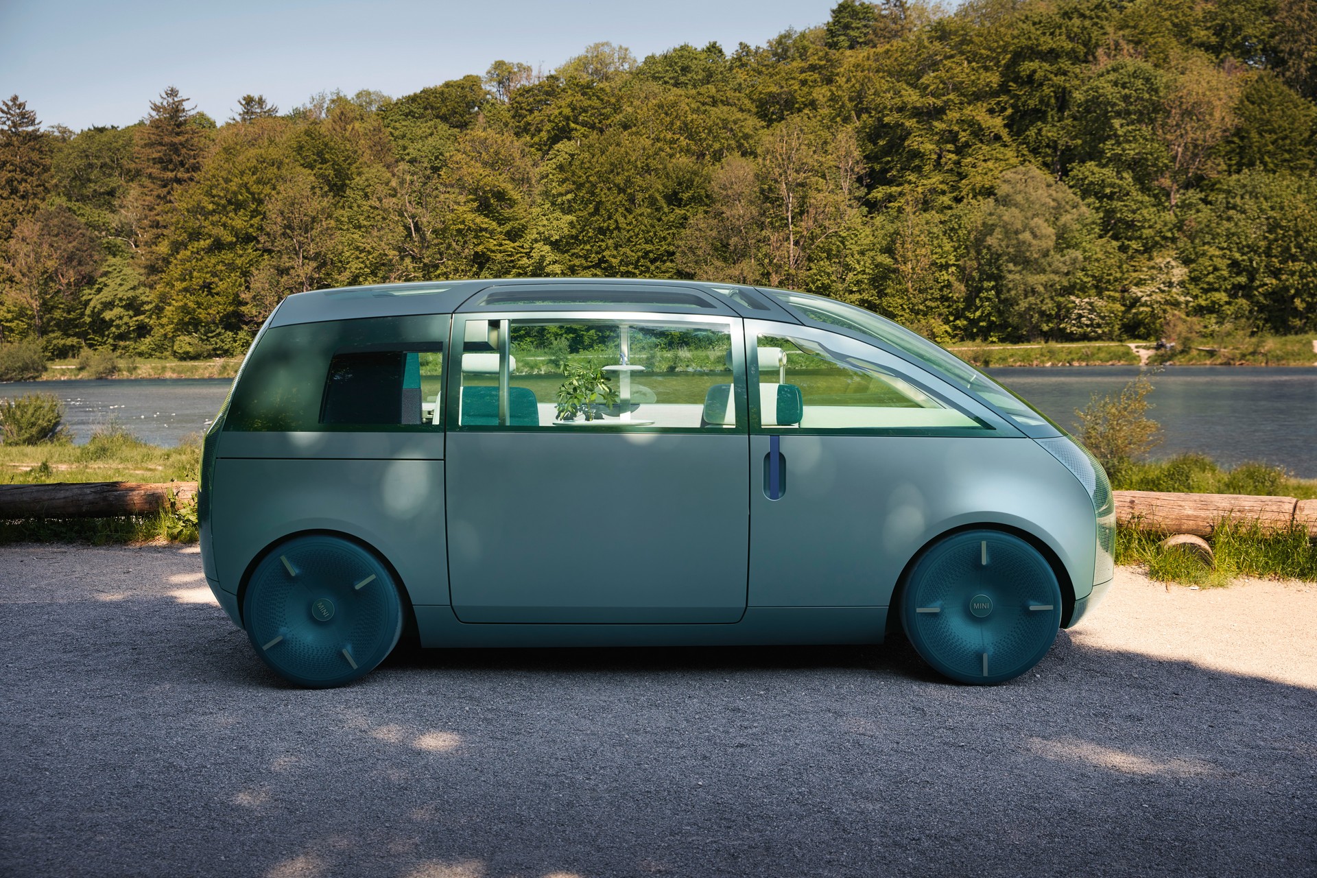 MINI Urbanaut Concept Might Lead To A Production Minivan, Company Says At Munich Motor Show