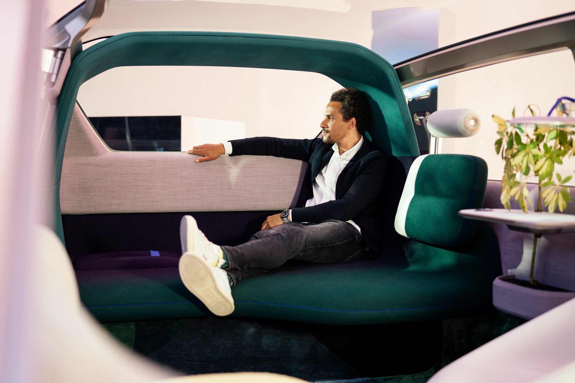 MINI Urbanaut Concept Might Lead To A Production Minivan, Company Says At Munich Motor Show