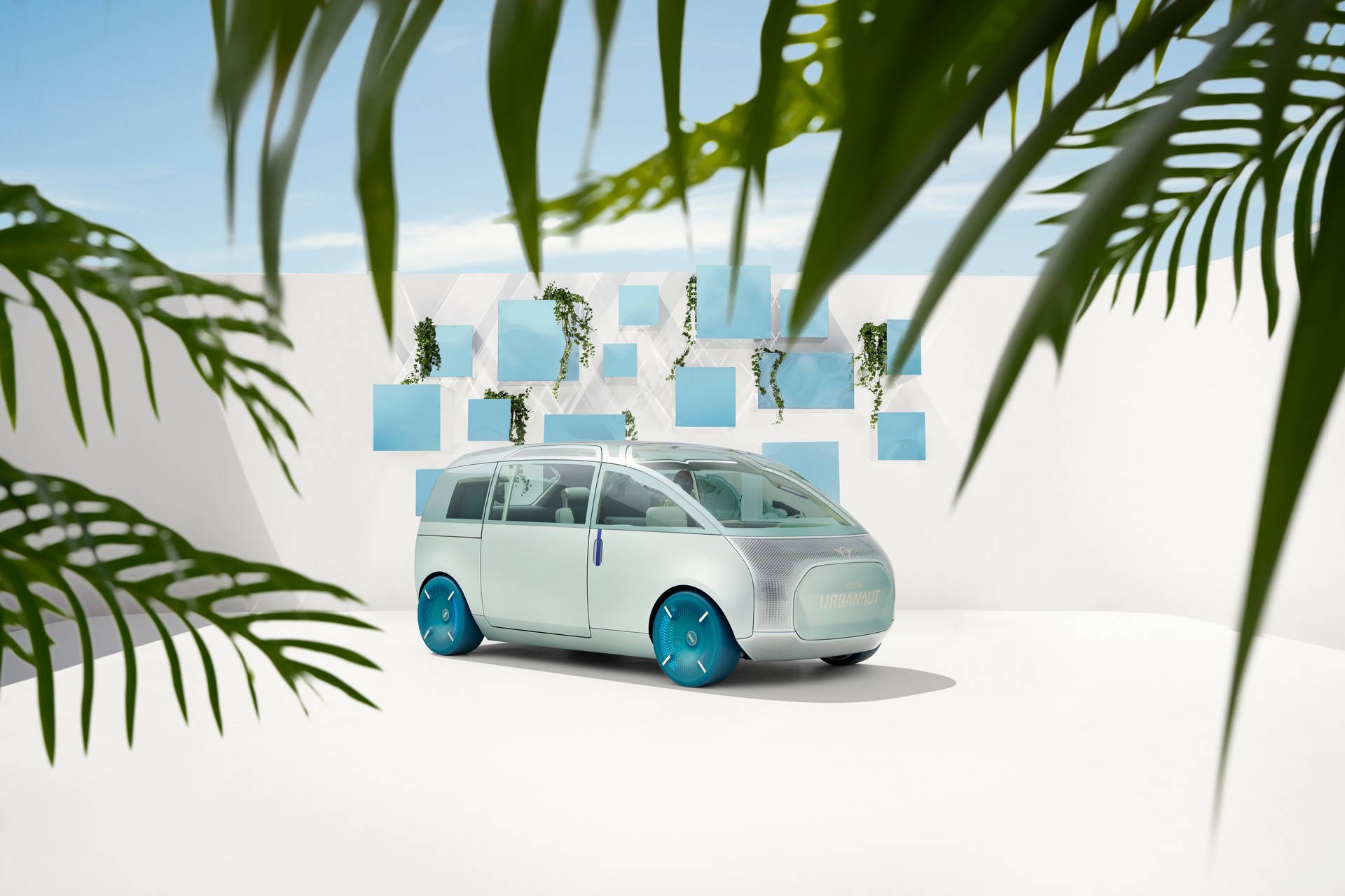 MINI Urbanaut Concept Might Lead To A Production Minivan, Company Says At Munich Motor Show