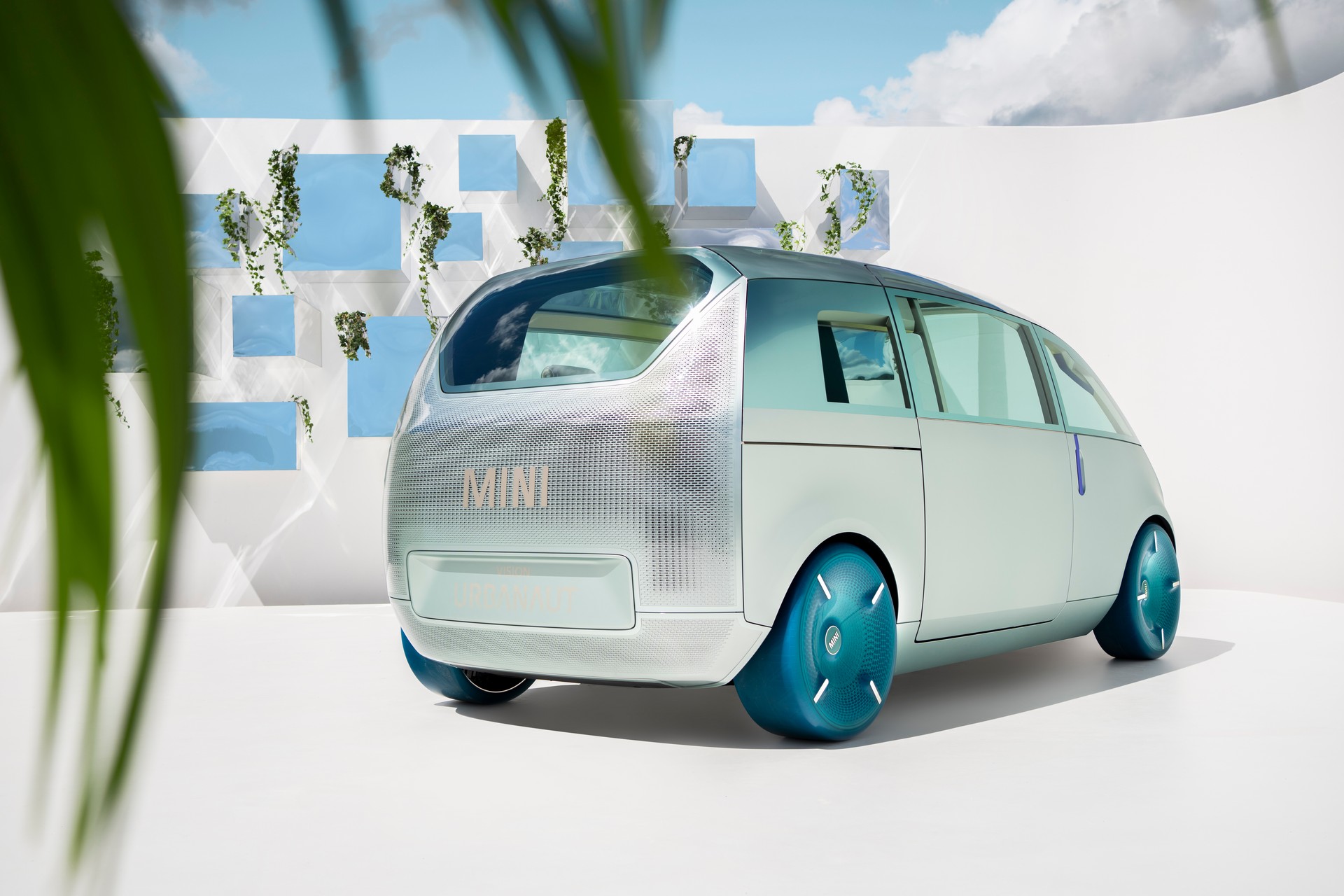 MINI Urbanaut Concept Might Lead To A Production Minivan, Company Says At Munich Motor Show