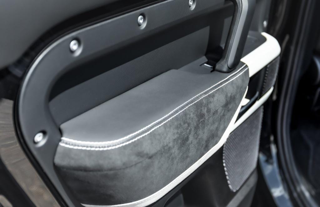 Manhart’s DP 500 Land Rover Defender Adds Power And Badass Looks