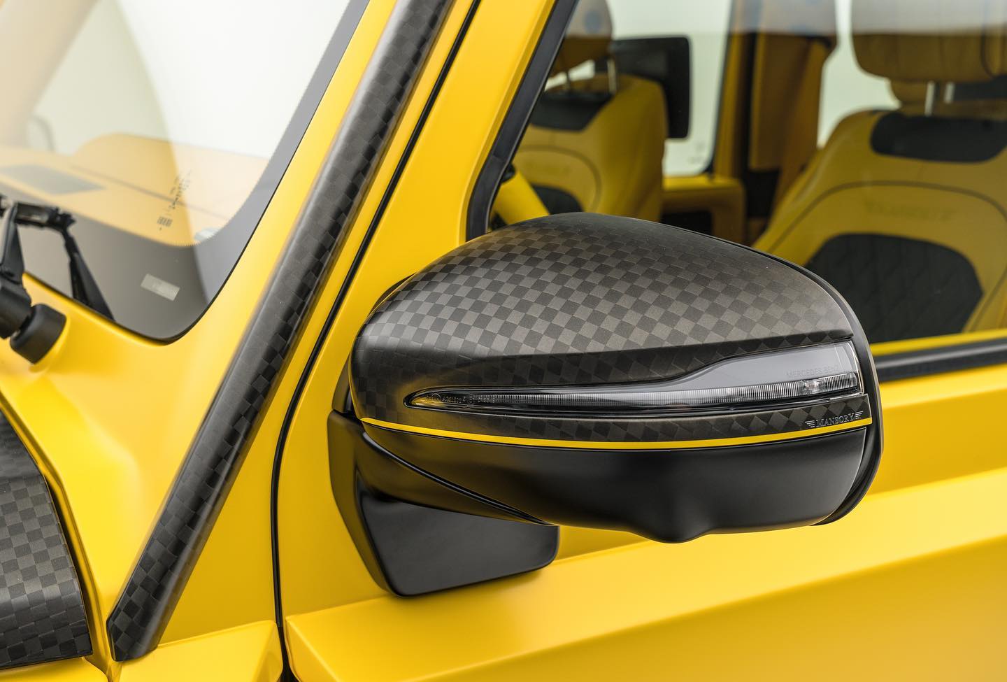 Mansory Gronos Is The Bumblebee Of Mercedes-Benz G-Classes