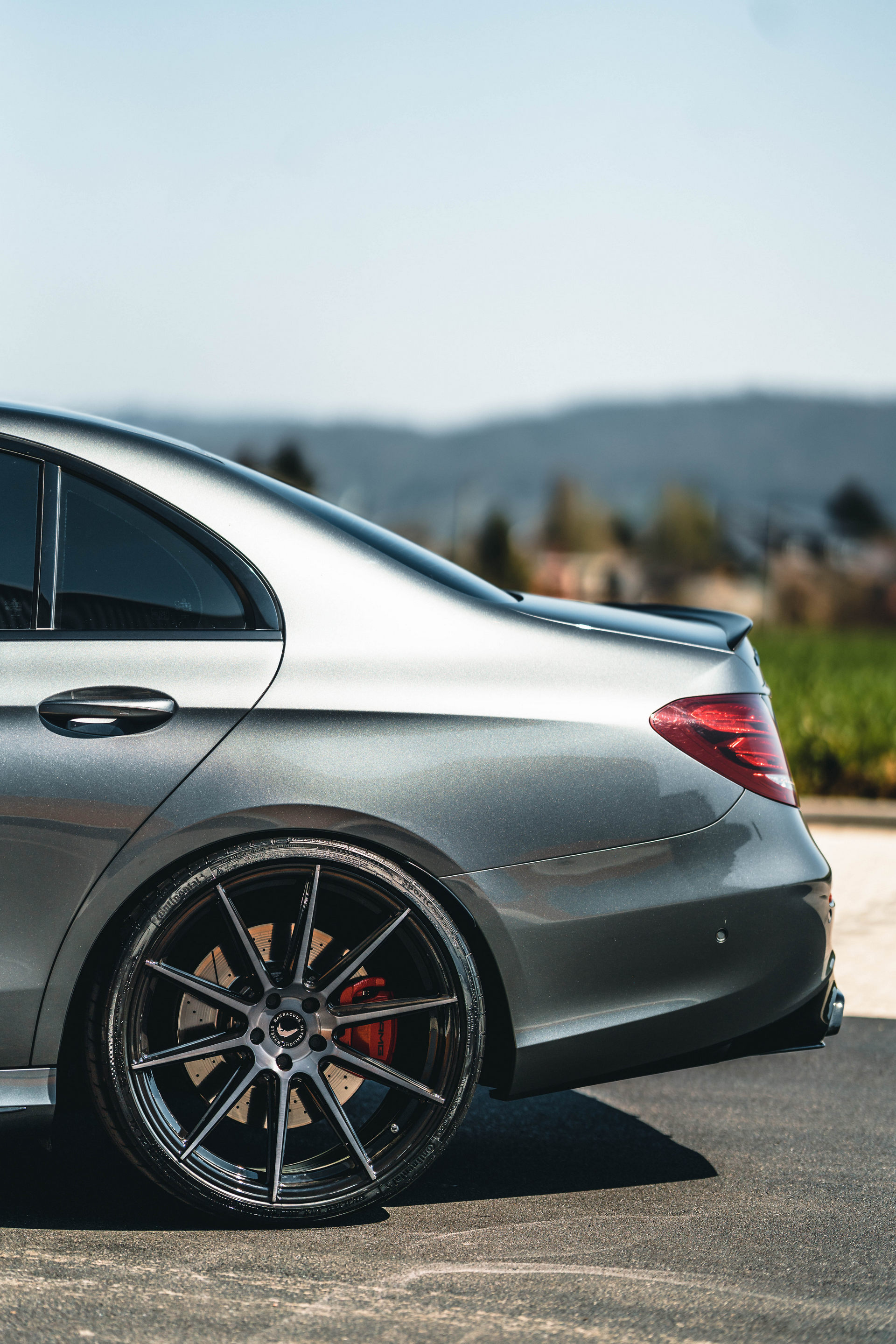 Need To Fill In Those Wheel Arch Gaps? Mercedes-AMG E63 S Tries On 21″ Rims