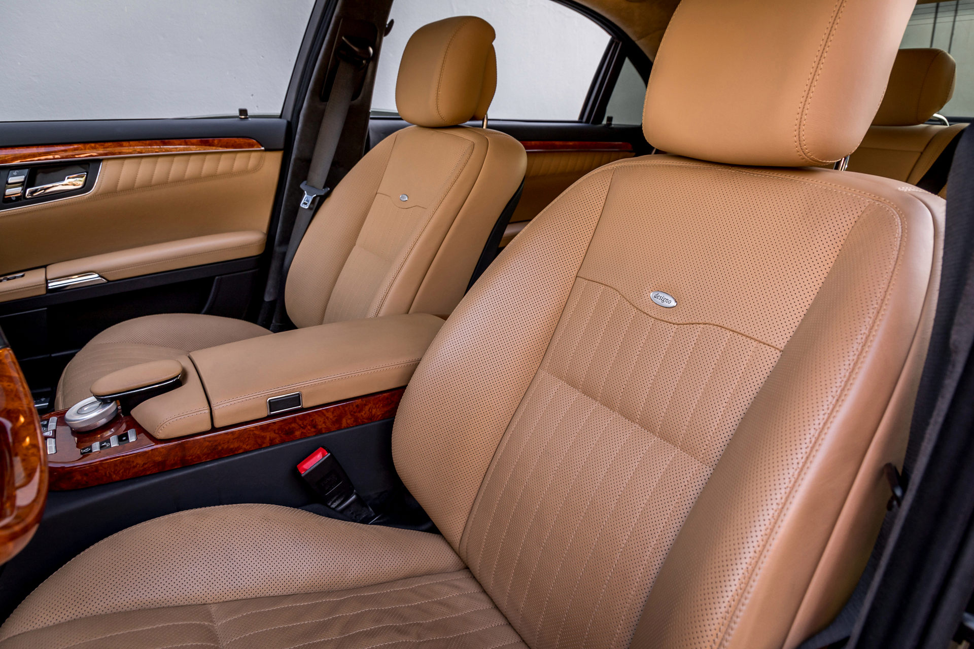 Enjoy The Luxury Of A Mercedes-Benz S550 Without Breaking The Bank