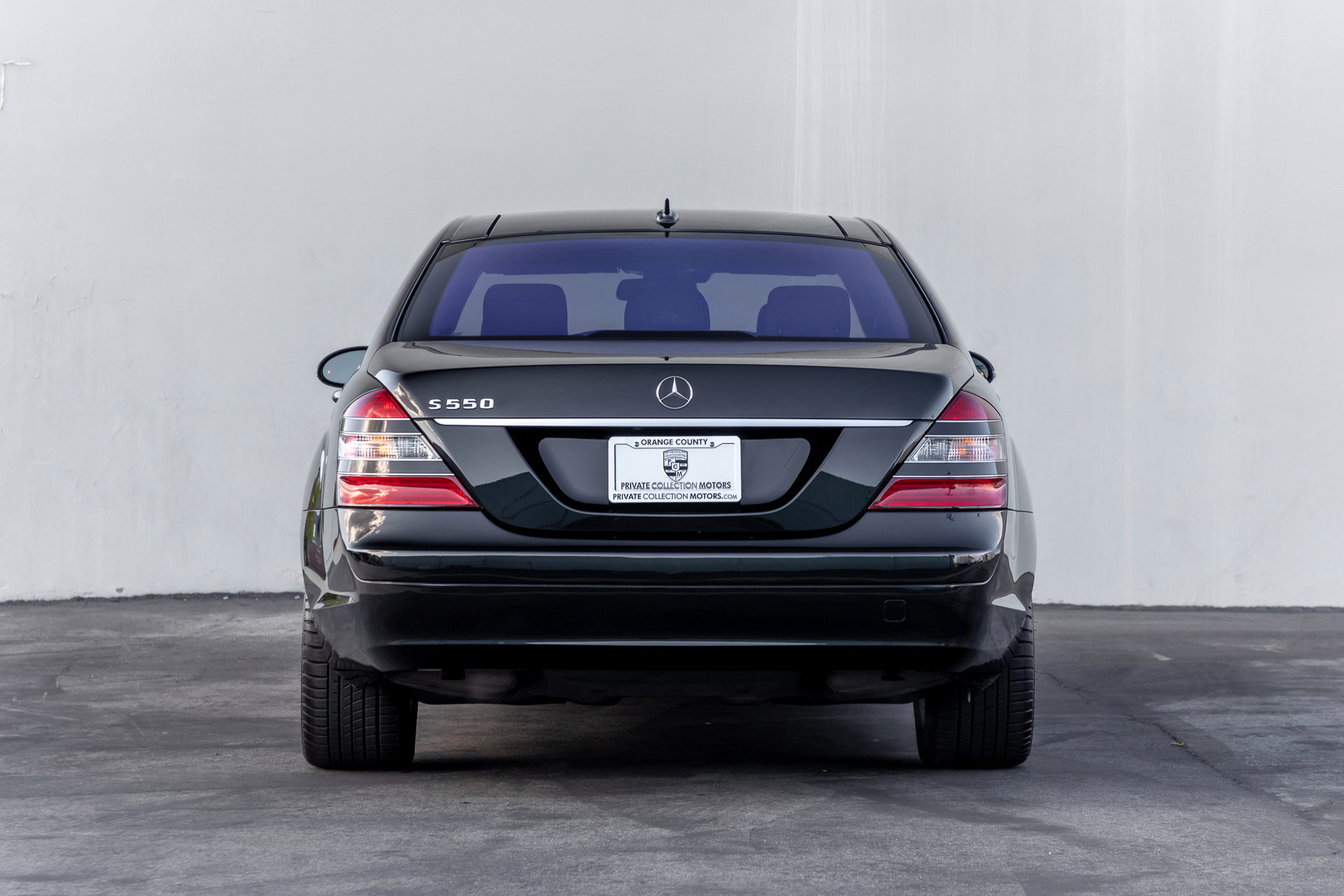 Enjoy The Luxury Of A Mercedes-Benz S550 Without Breaking The Bank