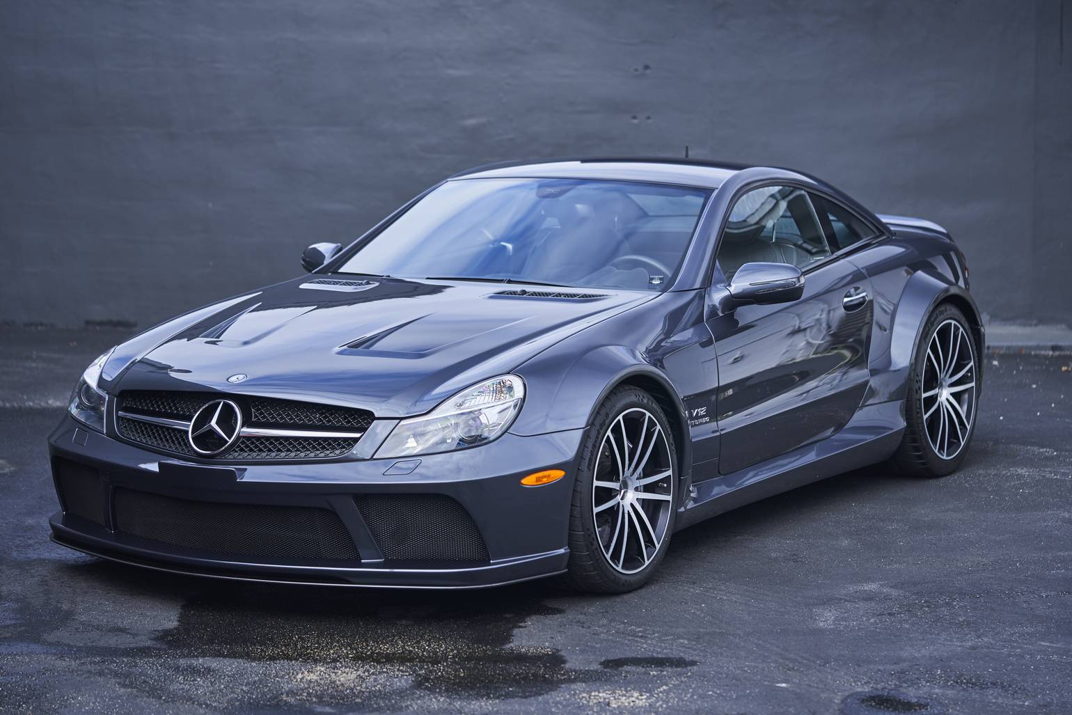 The Mercedes-Benz SL65 AMG Black Series Is An Absolute Brute Of A Car