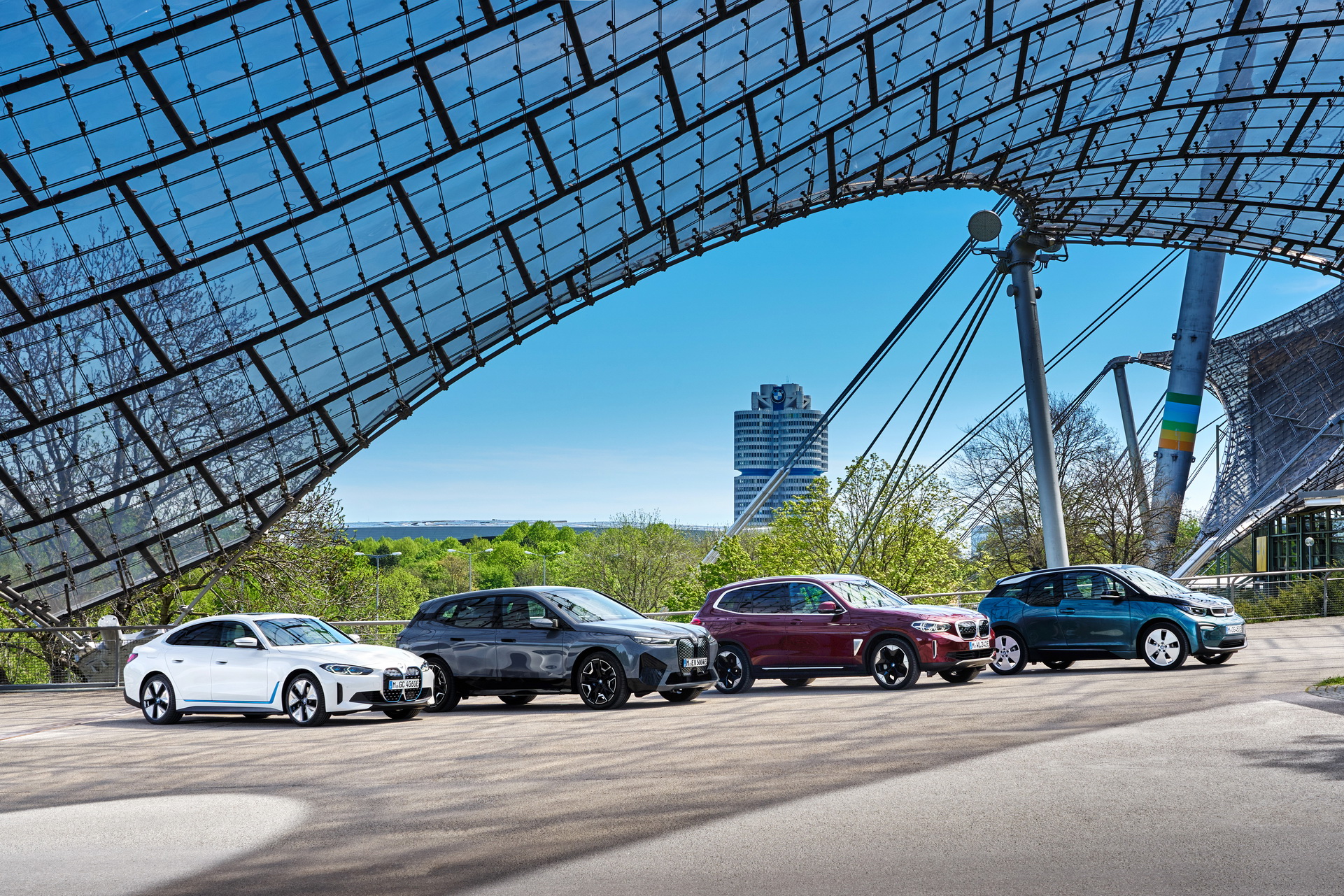 BMW Reveals New i4 Electric Sedan’s Interior, Specs And U.S Pricing