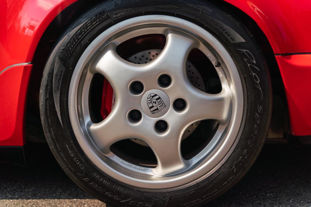 Rare Porsche 964 RS N-GT Clubsport Is A True Road-Going Race Car