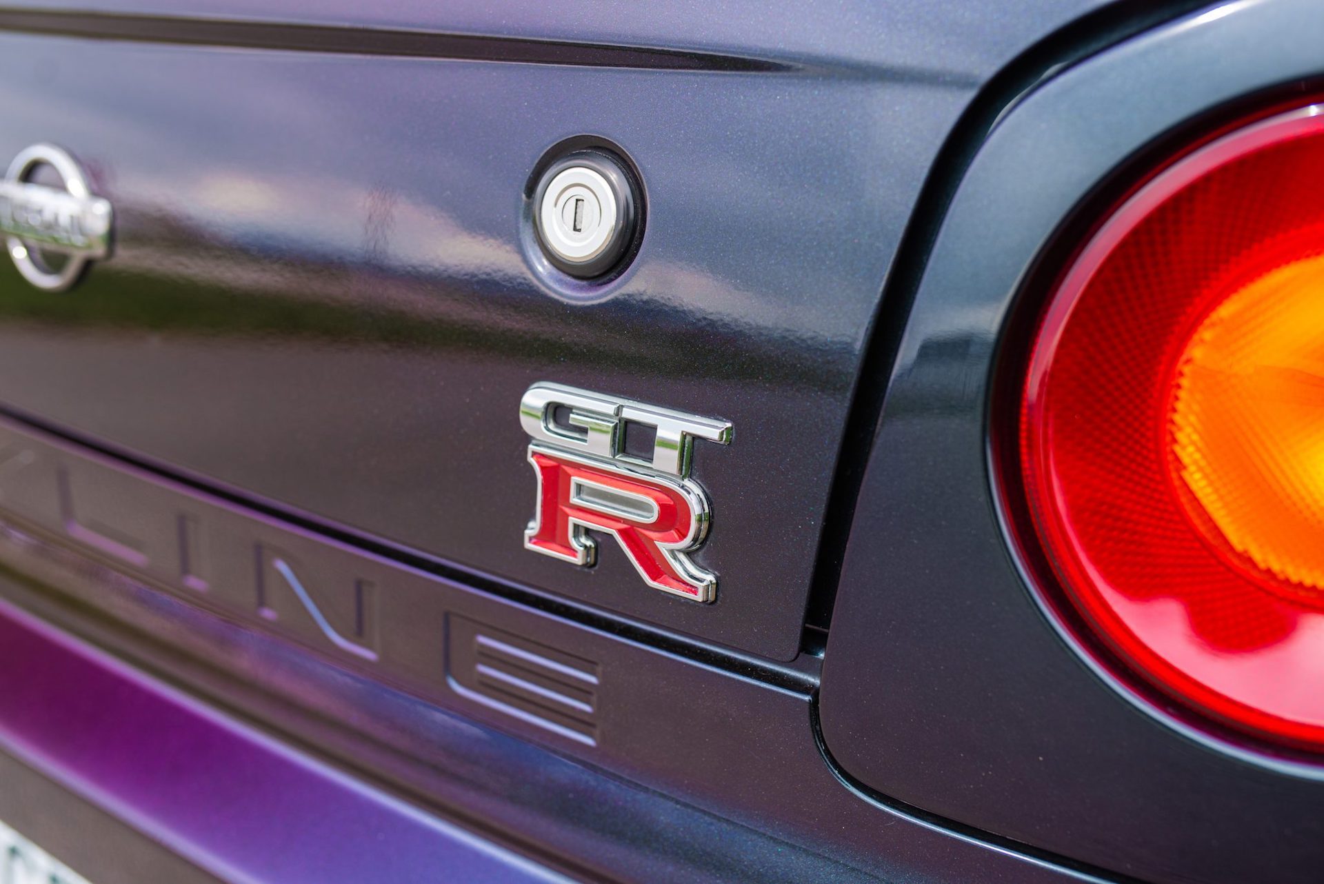 This Midnight Purple II 1999 Nissan Skyline GT-R Could Sell For $400k