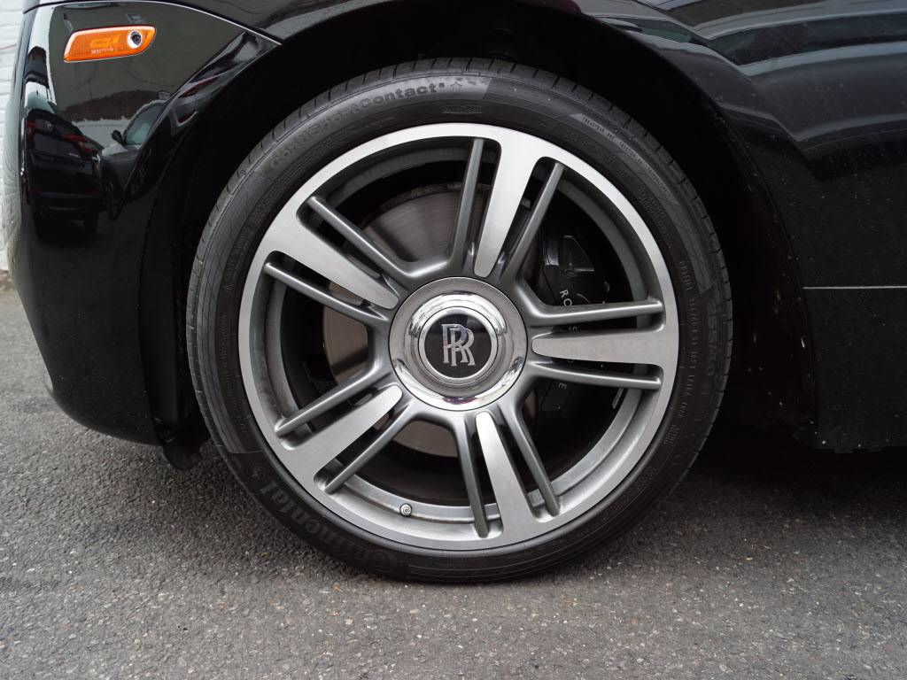 How Does A Rolls Royce Wraith Land At A Hyundai Dealer Who Listed It On Craigslist?