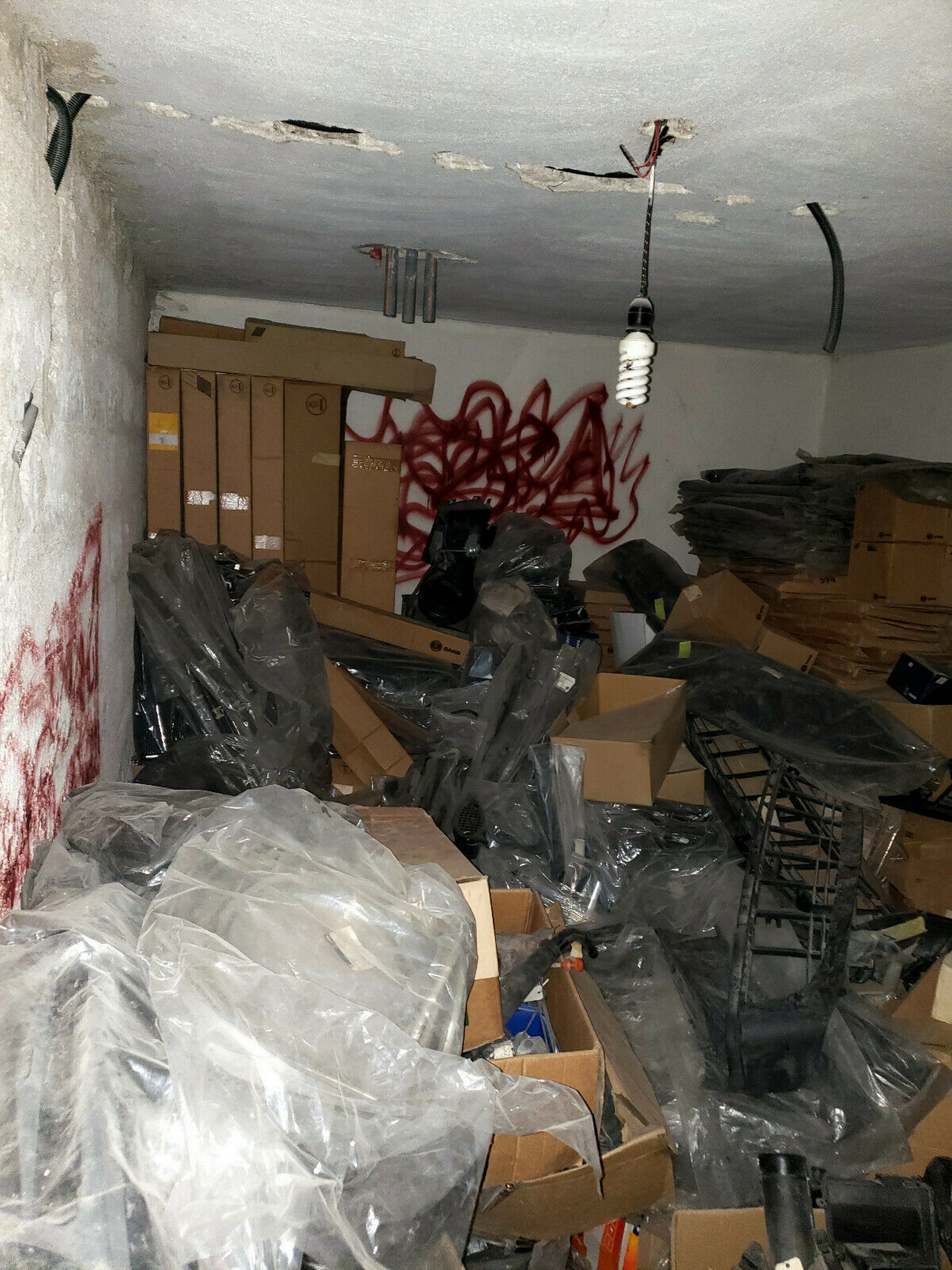 You Could Buy Everything You Need To Start A Saab Store In One eBay Auction