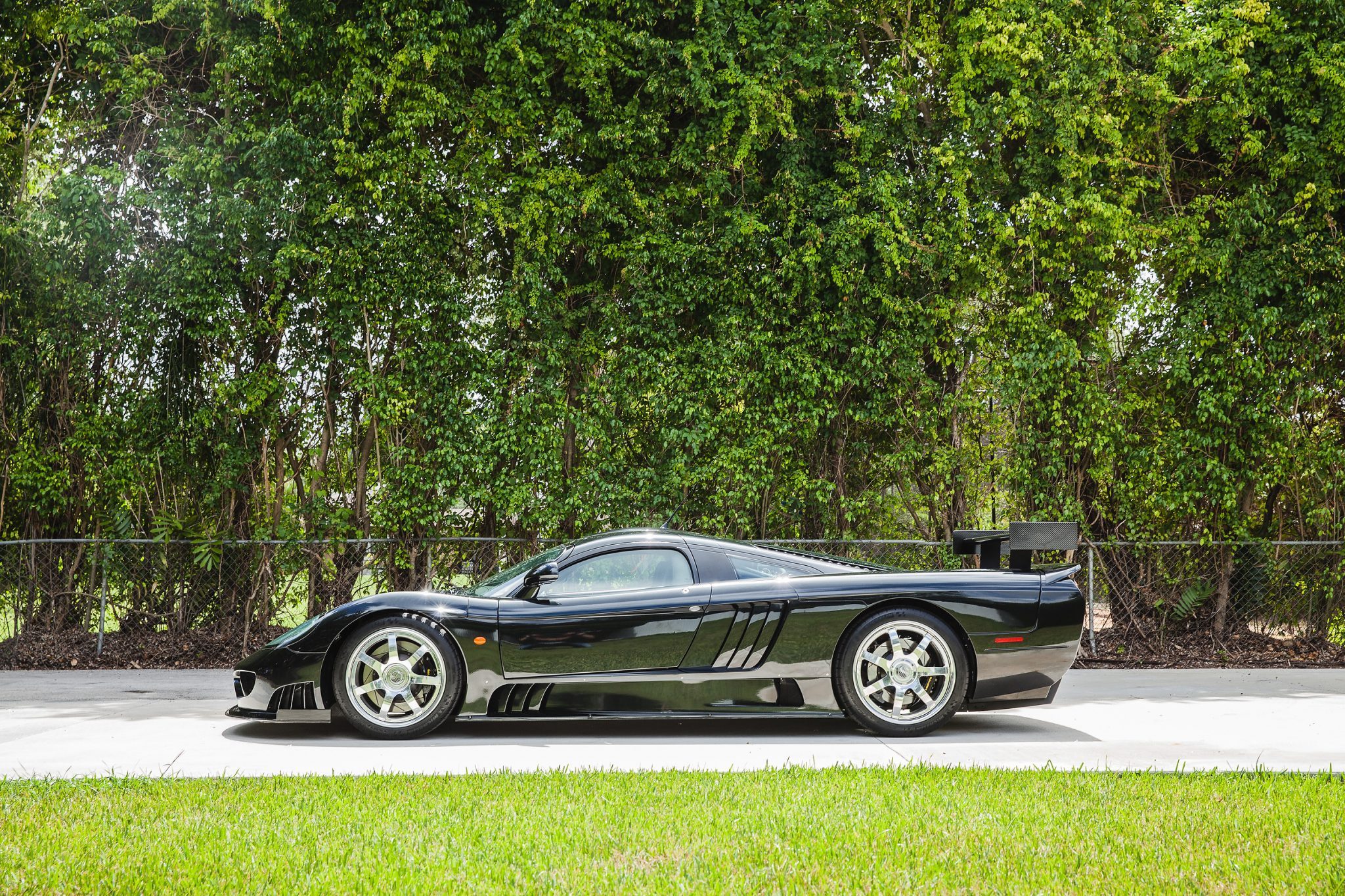 The Saleen S7 Twin Turbo Proved The U.S. Could Create A Serious Hypercar