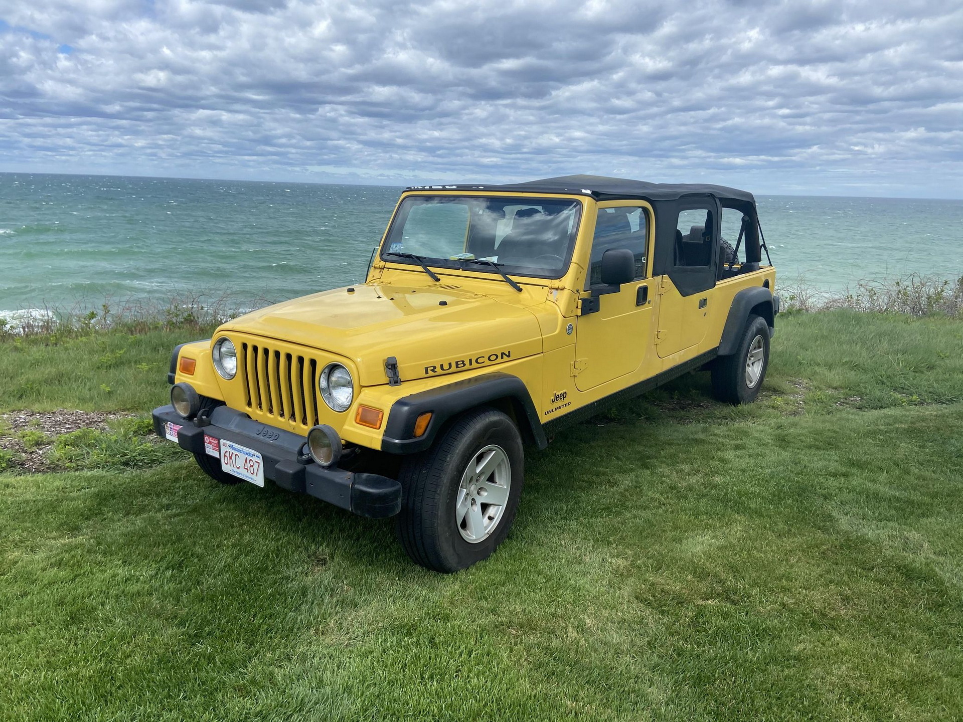 Your Eyes Aren’t Deceiving You, This Is A 3-Row Jeep Wrangler TJ Limousine
