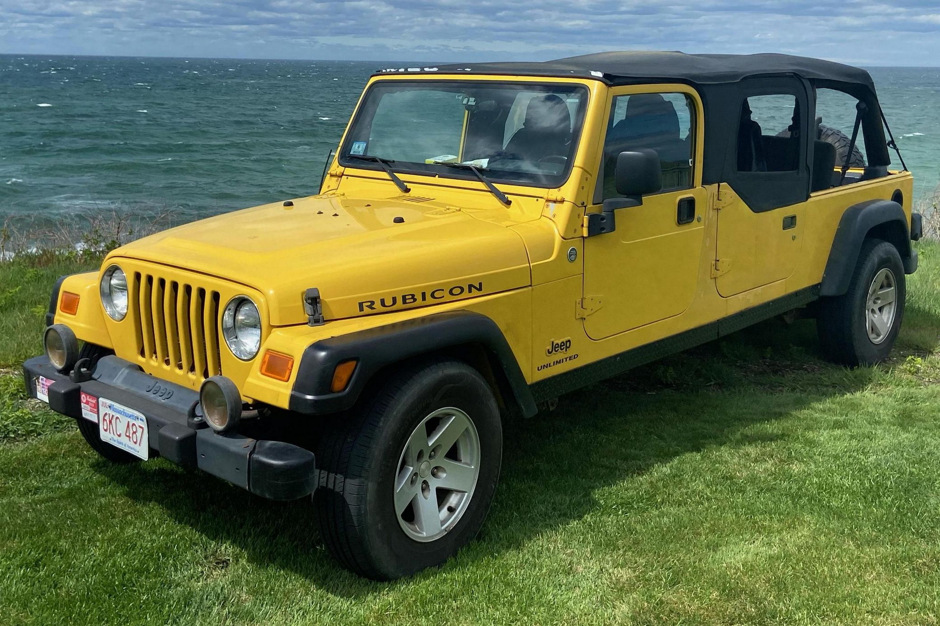 Your Eyes Aren’t Deceiving You, This Is A 3-Row Jeep Wrangler TJ Limousine