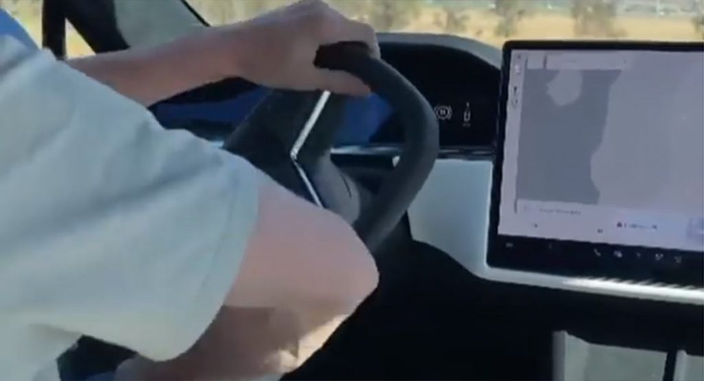  Tesla’s Yoke And Touchscreen Shifter Make Three-Point Turns A Hellish Experience