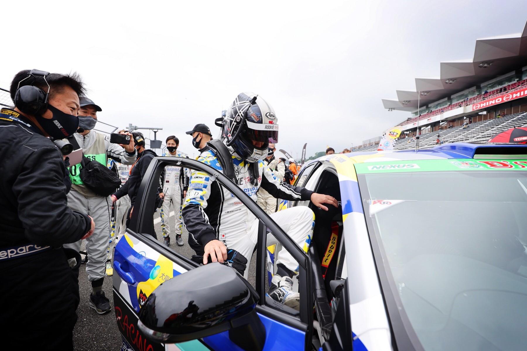 Toyota Completes 24-Hour Race With A Hydrogen-Powered Corolla