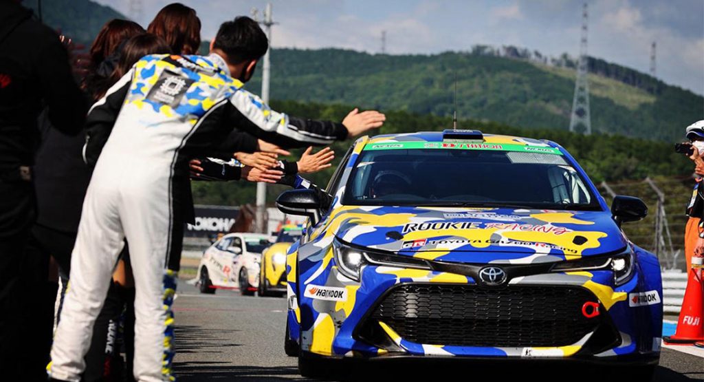  Toyota Completes 24-Hour Race With A Hydrogen-Powered Corolla