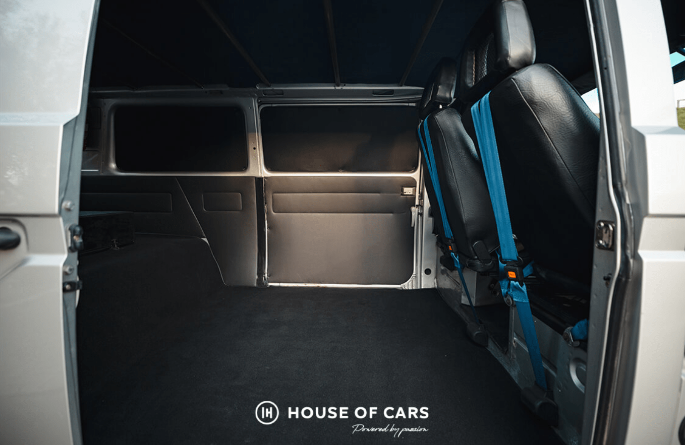 VW’s New T7 Multivan Doesn’t Come With An Ass Full Of Porsche 911 Motor, But This T3 Does