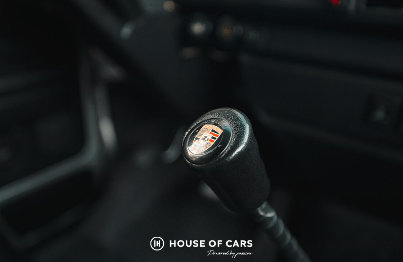 VW’s New T7 Multivan Doesn’t Come With An Ass Full Of Porsche 911 Motor, But This T3 Does