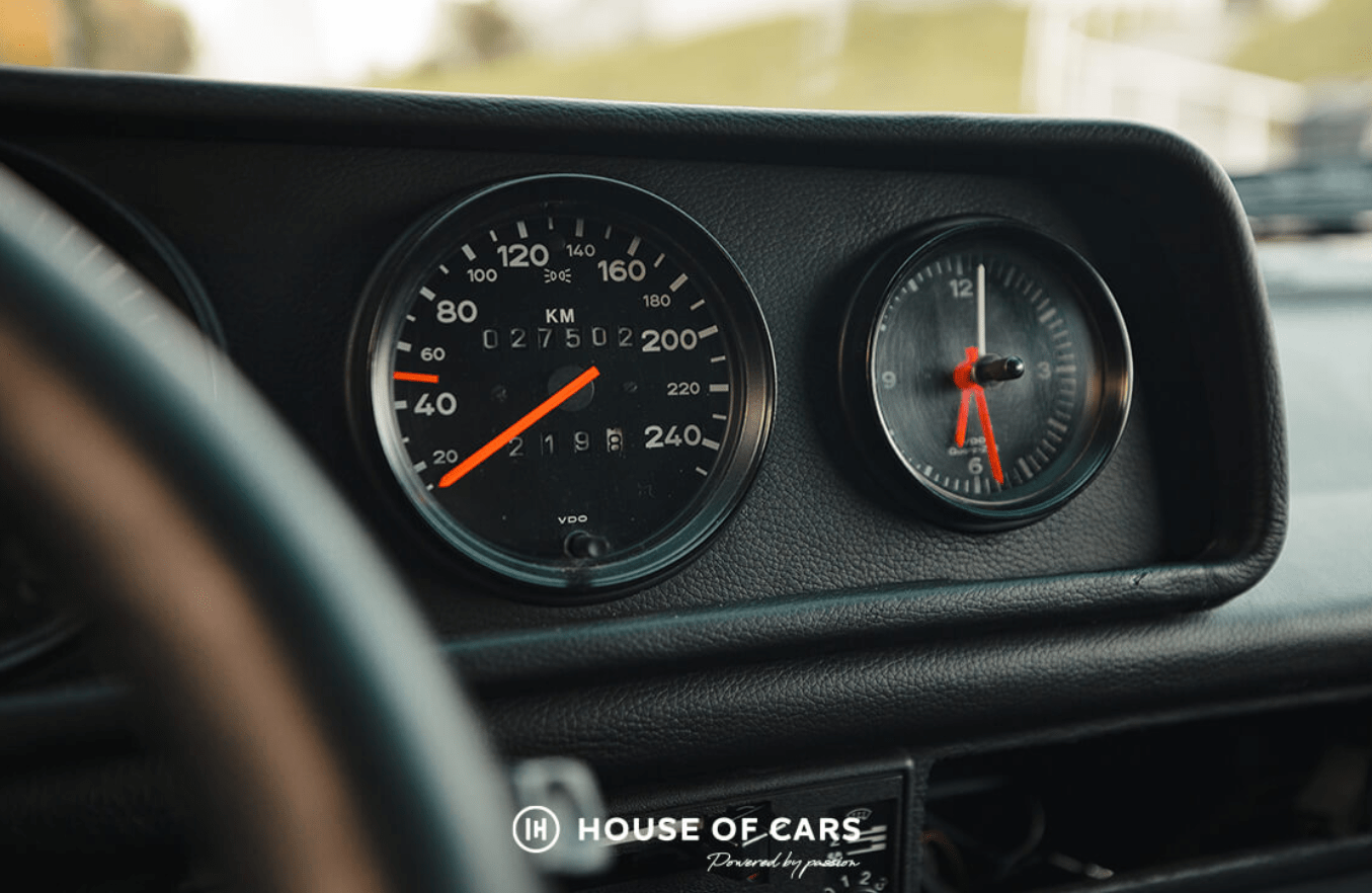 VW’s New T7 Multivan Doesn’t Come With An Ass Full Of Porsche 911 Motor, But This T3 Does