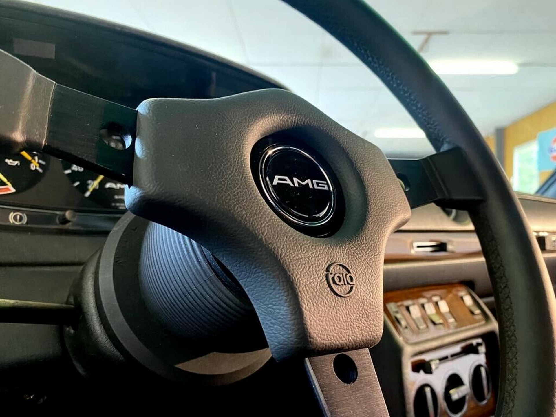 Mercedes W123 280CE With Zender And AMG Styling Is A Bright Yellow Youngtimer