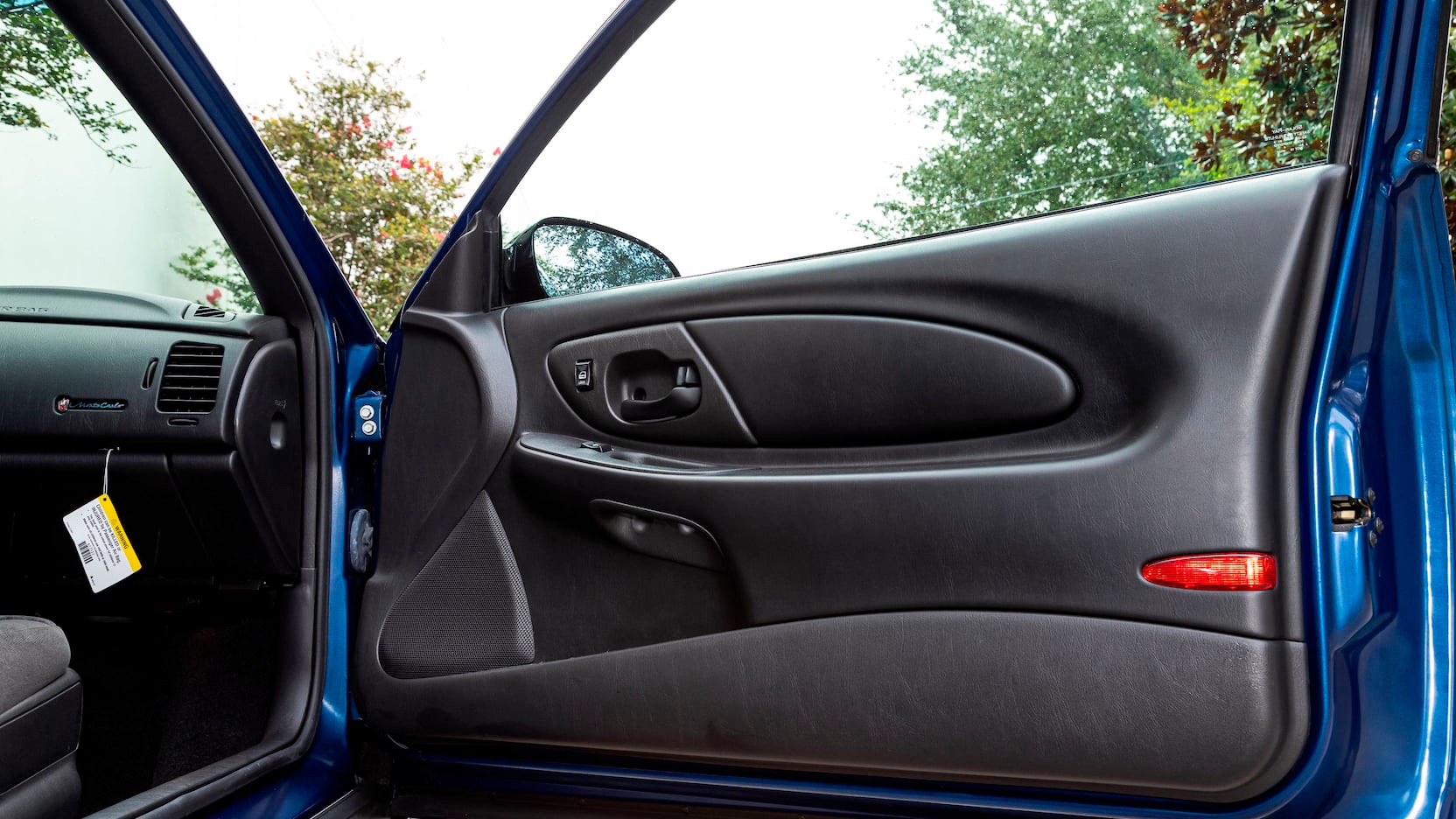 Front-Wheel Drive Coupes Might Be Dead, But You Can Snag This 900 Mile Chevy Monte Carlo