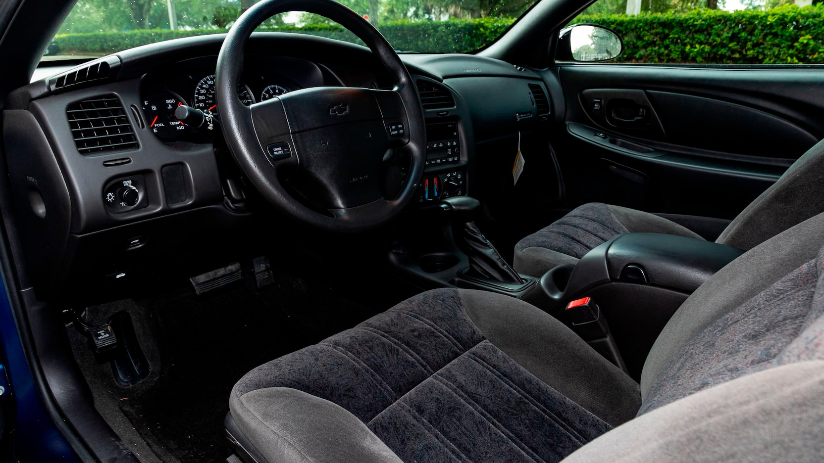 Front-Wheel Drive Coupes Might Be Dead, But You Can Snag This 900 Mile Chevy Monte Carlo