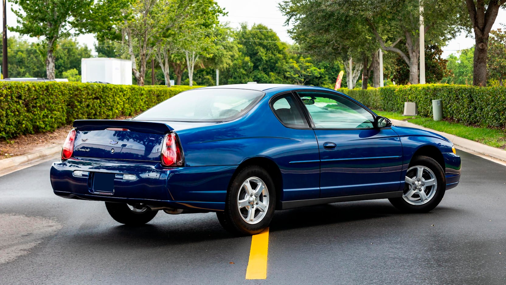 Front-Wheel Drive Coupes Might Be Dead, But You Can Snag This 900 Mile Chevy Monte Carlo