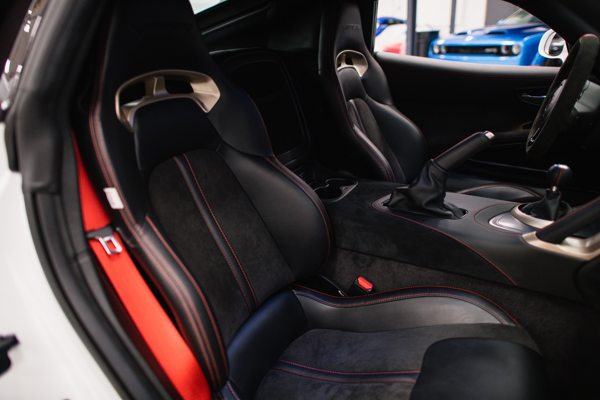 Delivery-Mileage Dodge Viper GTS-R Final Edition ACR Sold For $402,000