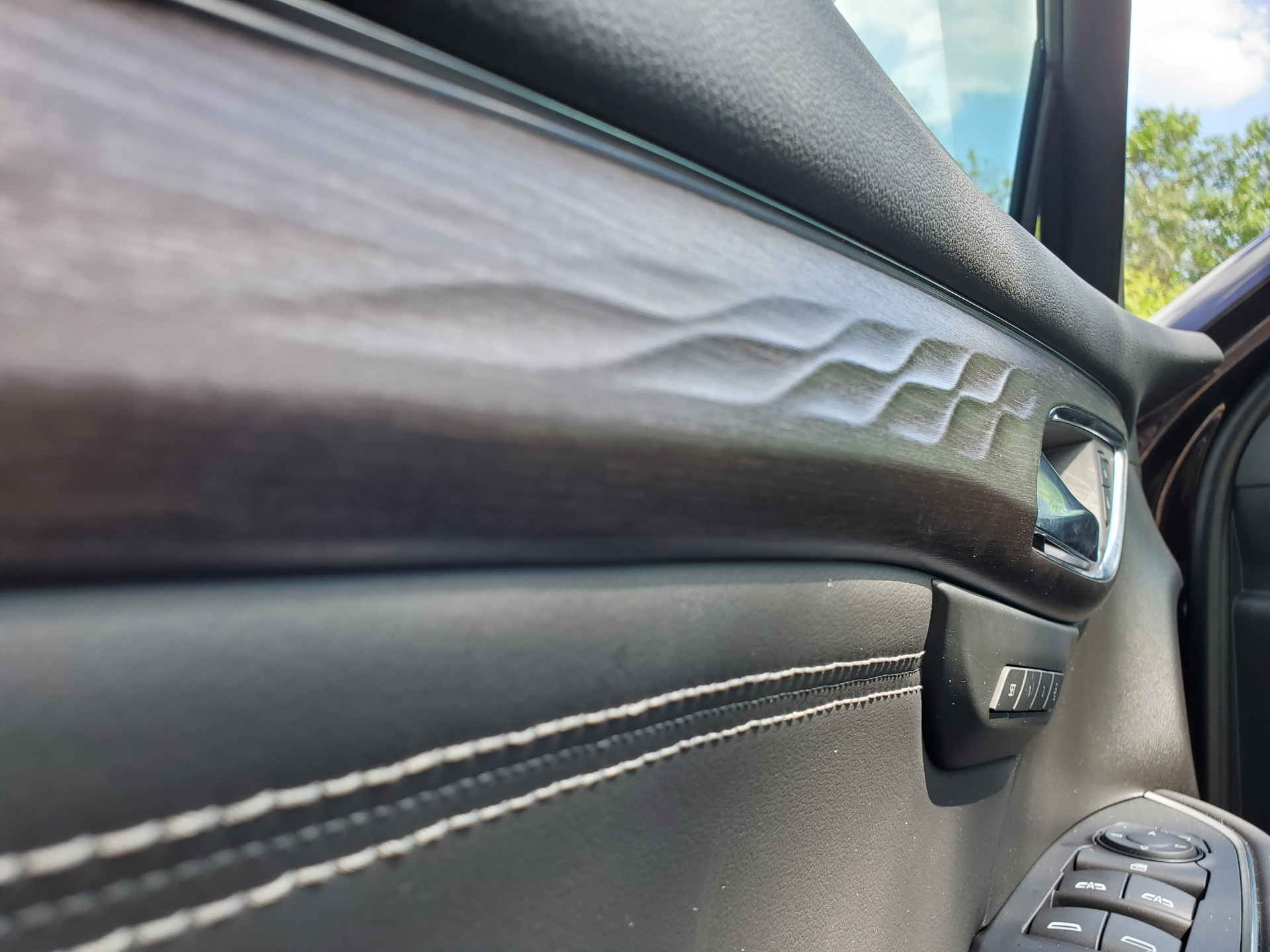 Driven: 2021 Buick Envision Avenir Fails To Shine In A Crowded Segment