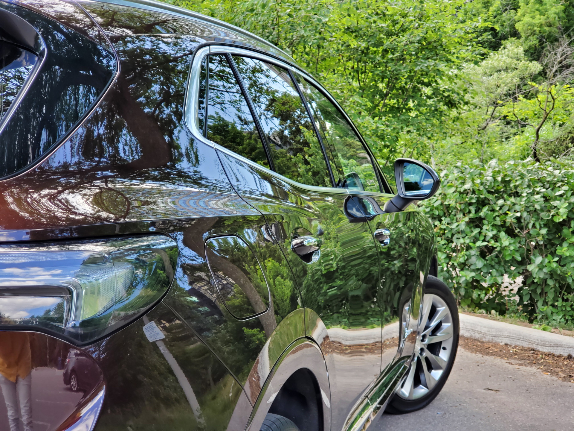 Driven: 2021 Buick Envision Avenir Fails To Shine In A Crowded Segment