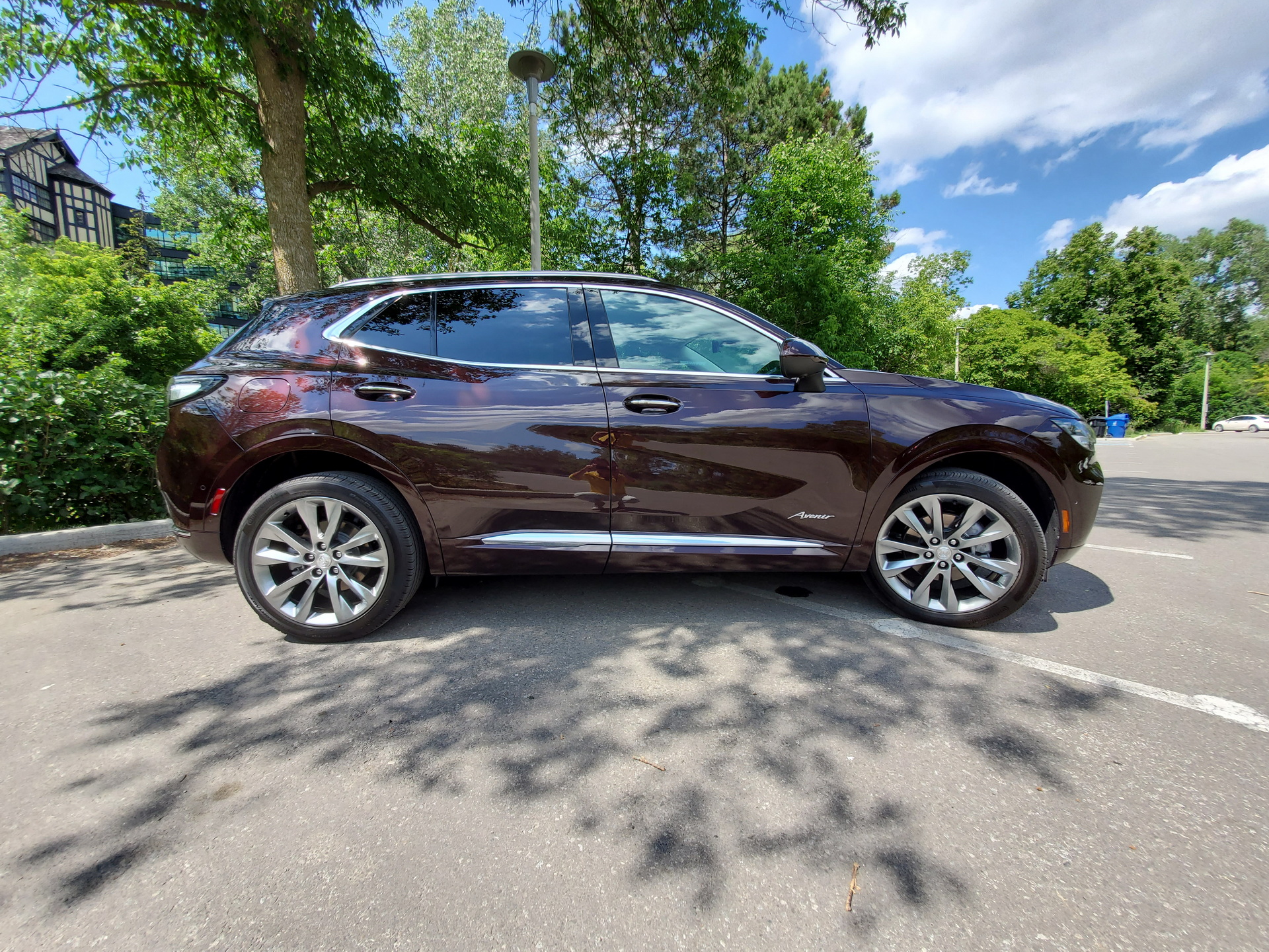 Driven: 2021 Buick Envision Avenir Fails To Shine In A Crowded Segment
