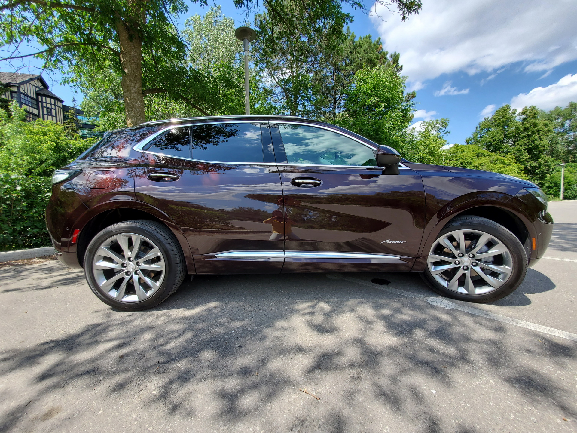 Driven: 2021 Buick Envision Avenir Fails To Shine In A Crowded Segment
