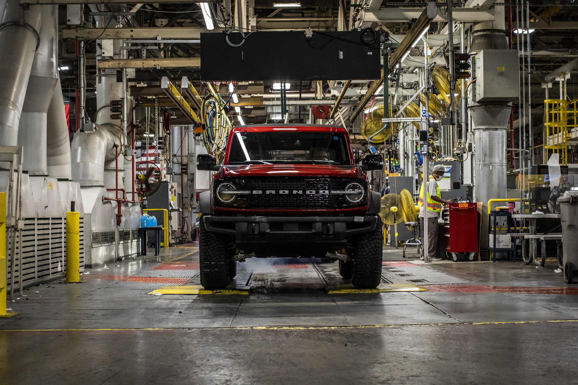 2021 Ford Bronco plant 1 - Auto Recent
