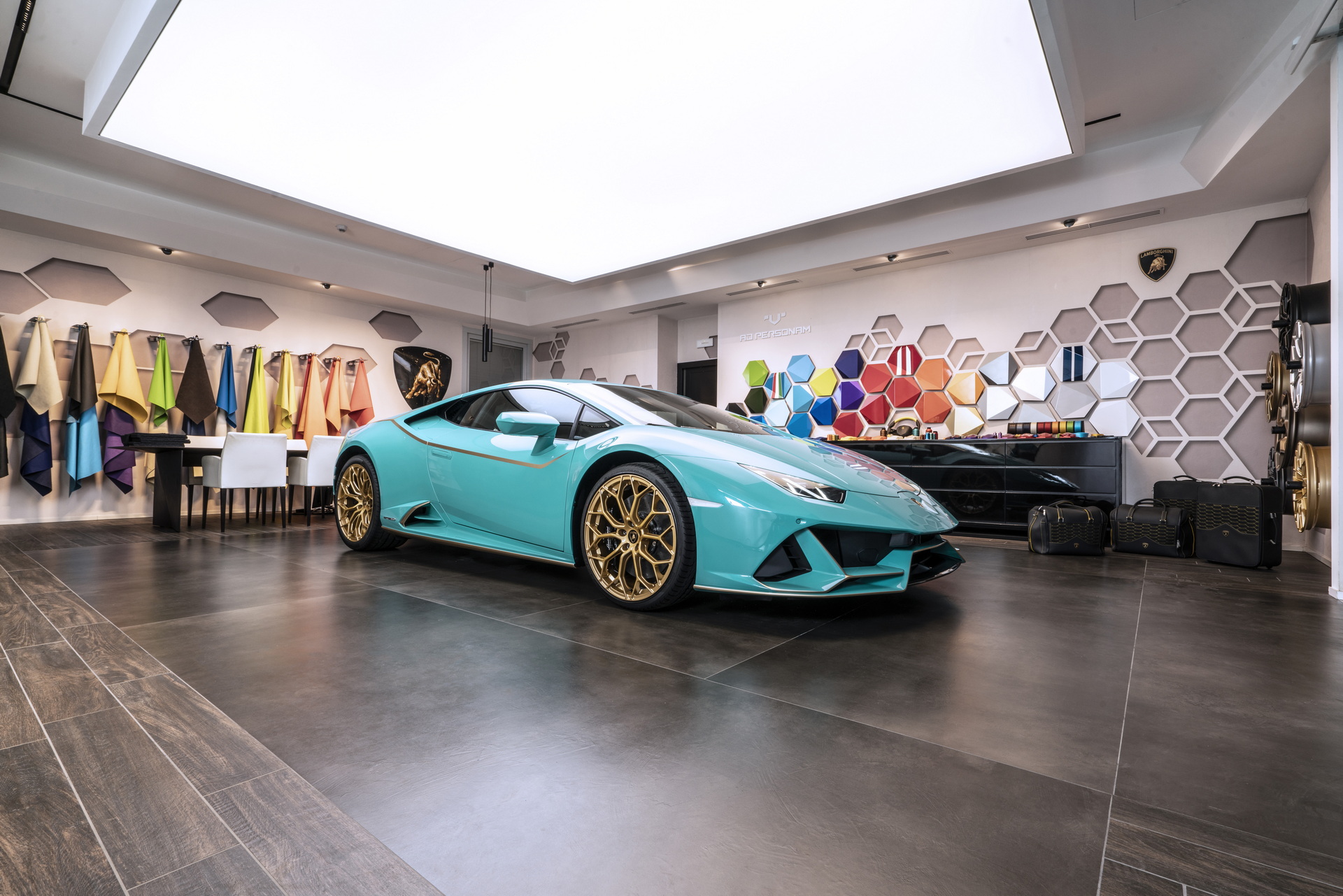 Lamborghini Mexico Commissioned Four Special Huracans To Celebrate Its 10th Anniversary