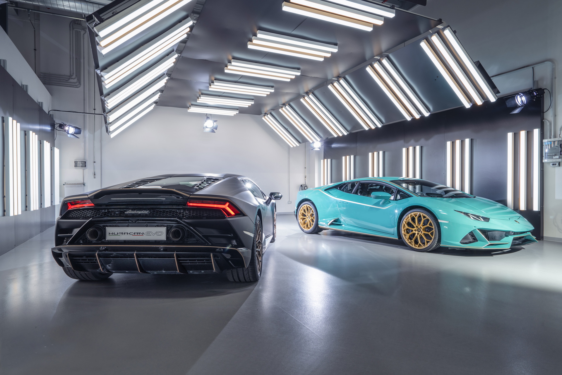 Lamborghini Mexico Commissioned Four Special Huracans To Celebrate Its 10th Anniversary