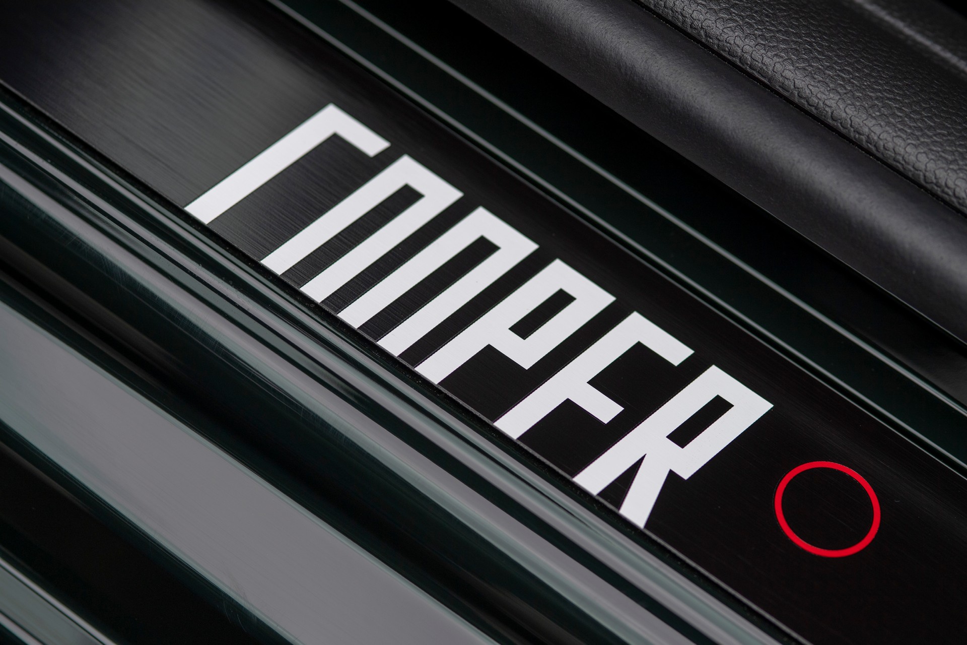 New MINI Anniversary Edition Marks 60 Years Of Cooper