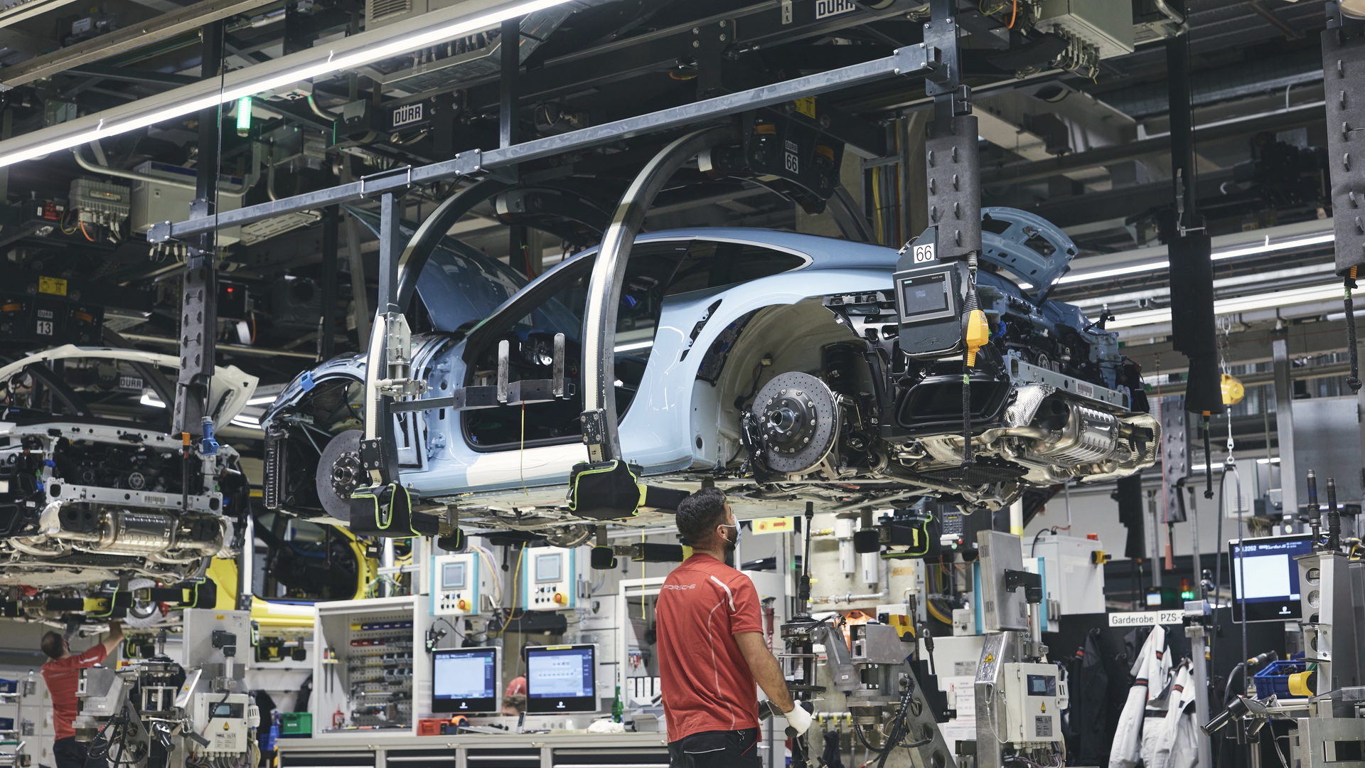 One-Off Porsche 911 Turbo S Celebrating Mexico’s Greatest Driver To Be Auctioned For Charity