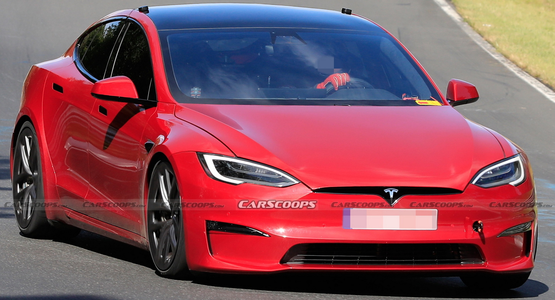 Tesla Model S Plaid Caught Testing On The ‘Ring With Two Different Steering Wheels