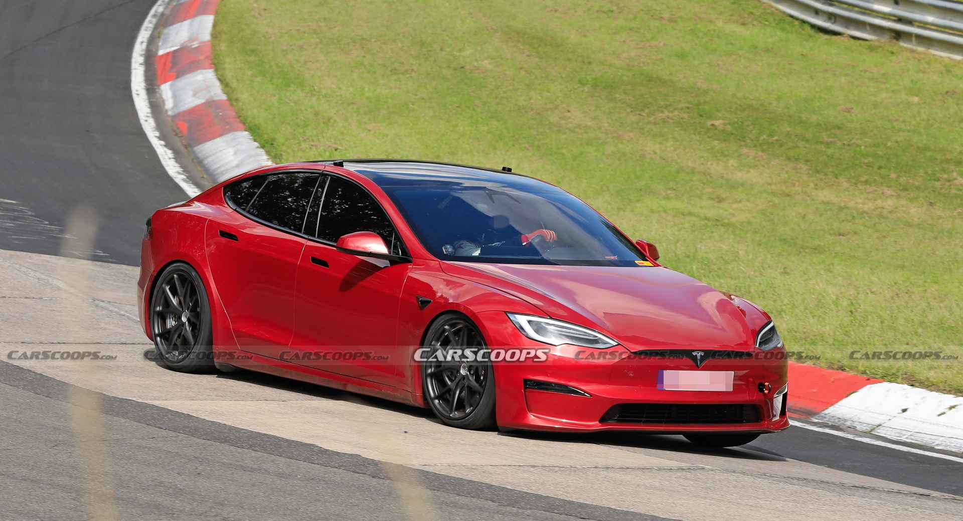 Tesla Model S Plaid Caught Testing On The ‘Ring With Two Different Steering Wheels