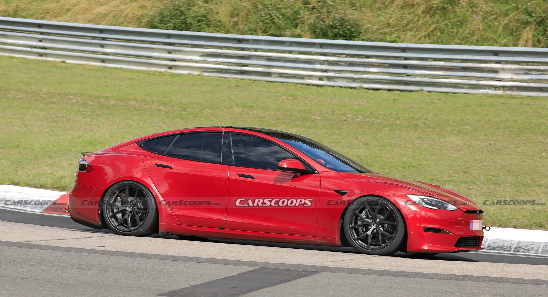 Tesla Model S Plaid Caught Testing On The ‘Ring With Two Different Steering Wheels