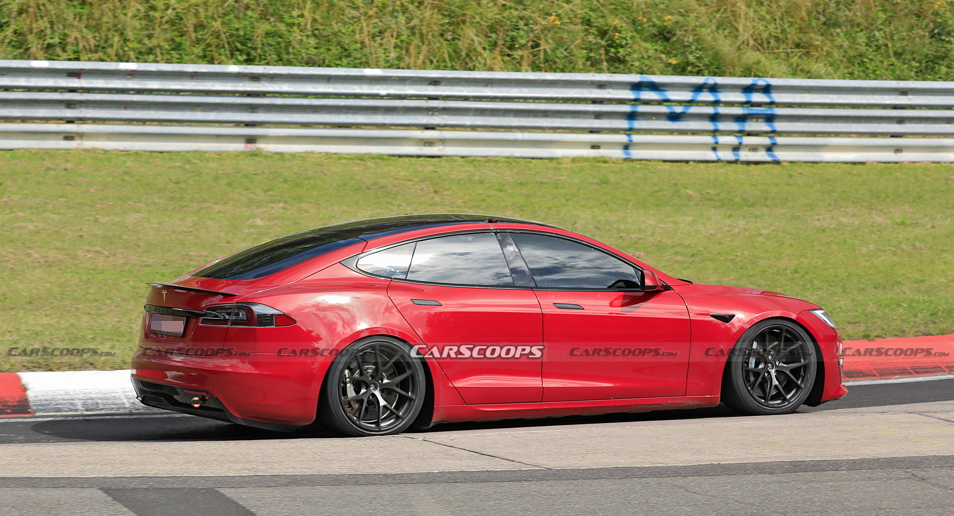 Tesla Model S Plaid Caught Testing On The ‘Ring With Two Different Steering Wheels