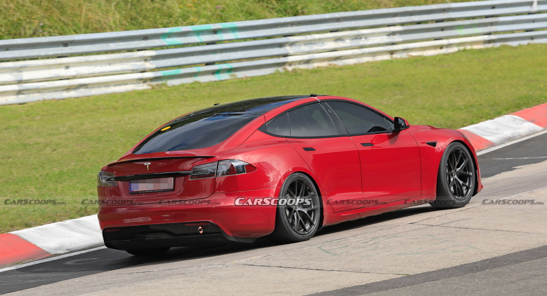 Tesla Model S Plaid Caught Testing On The ‘Ring With Two Different Steering Wheels