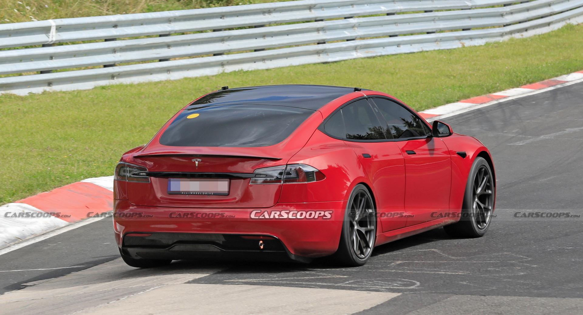 Tesla Model S Plaid Caught Testing On The ‘Ring With Two Different Steering Wheels