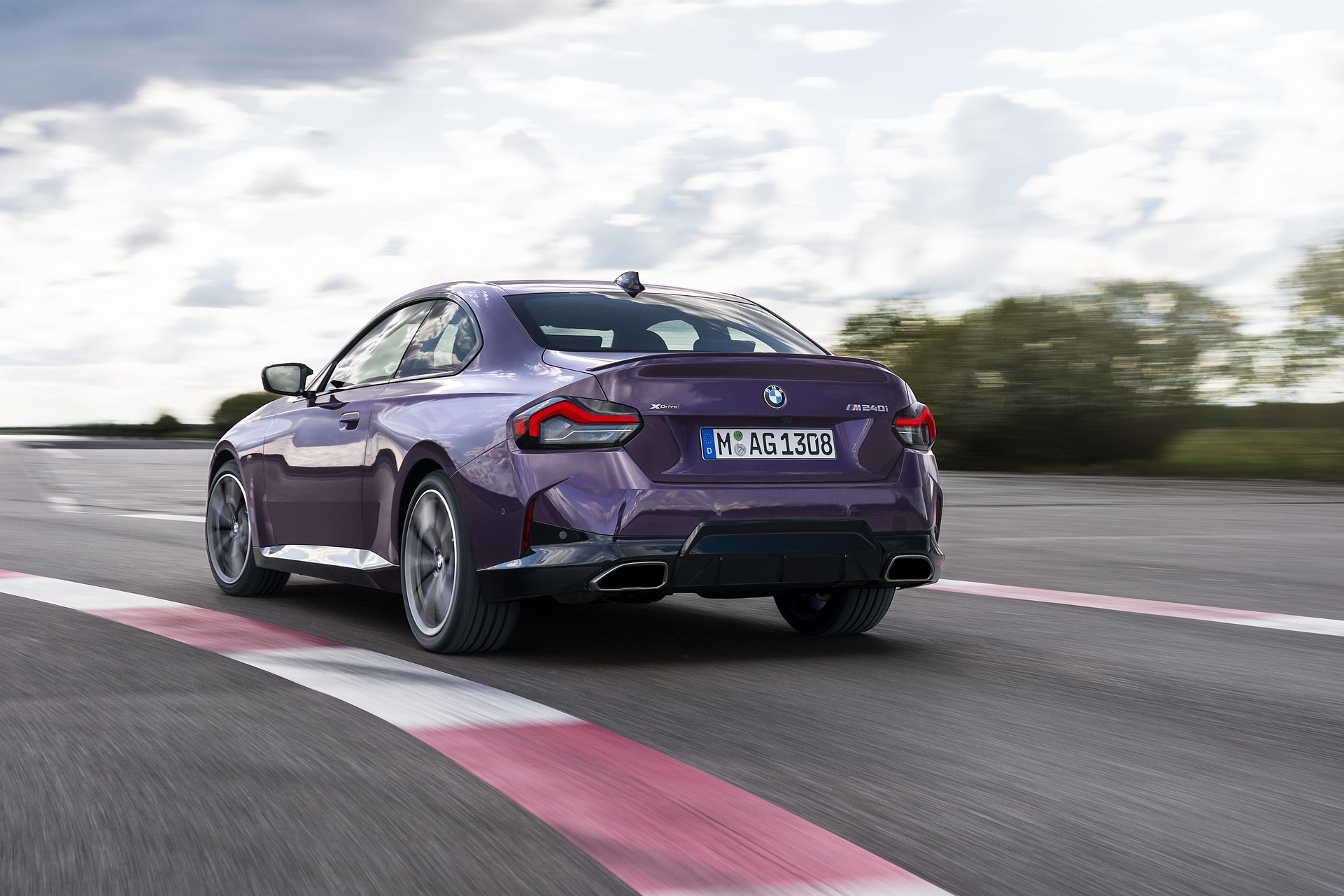 2022 BMW 2-Series Coupe Debuts With Slick Styling And Up To 382 HP, But No Manual Yet