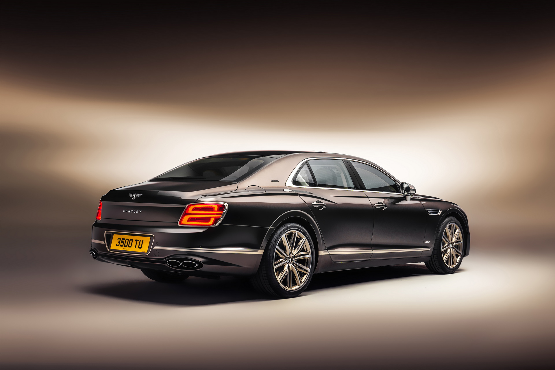 New Bentley Flying Spur Hybrid Odyssean Edition Has An Eco-Friendly And Sustainable Interior